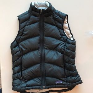 Patagonia Black Down Vest Small